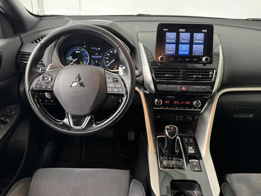 Mitsubishi Eclipse Cross 2.4 PHEV First Edition uit 2021, foto 10