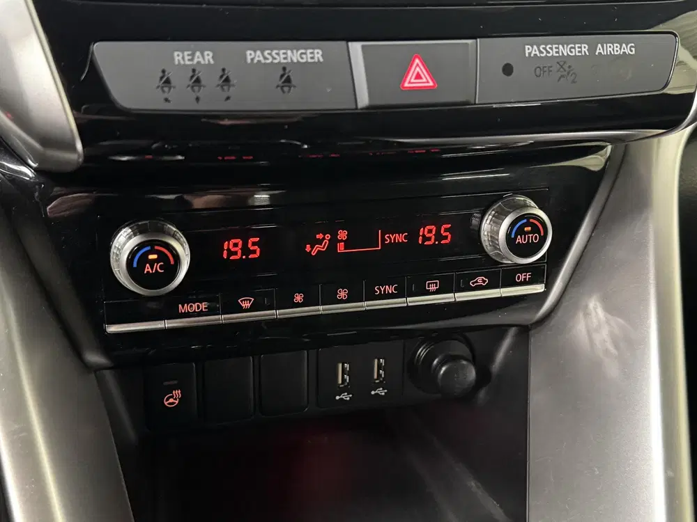 Mitsubishi Eclipse Cross 2.4 PHEV First Edition uit 2021, foto 13