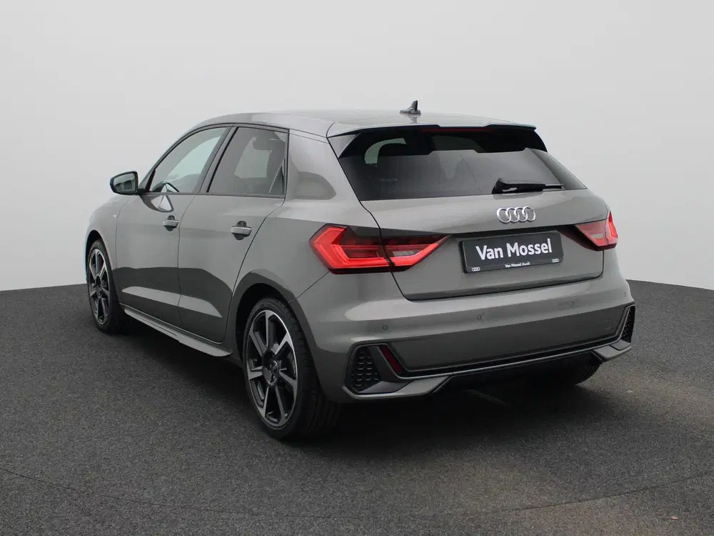 Audi A1 35 TFSI S edition l Adaptive cruise contro uit 2025, foto 2