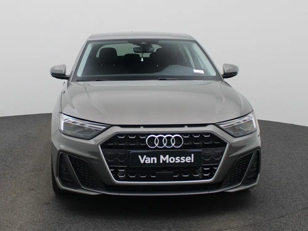 Audi A1 35 TFSI S edition l Adaptive cruise contro uit 2025, foto 3