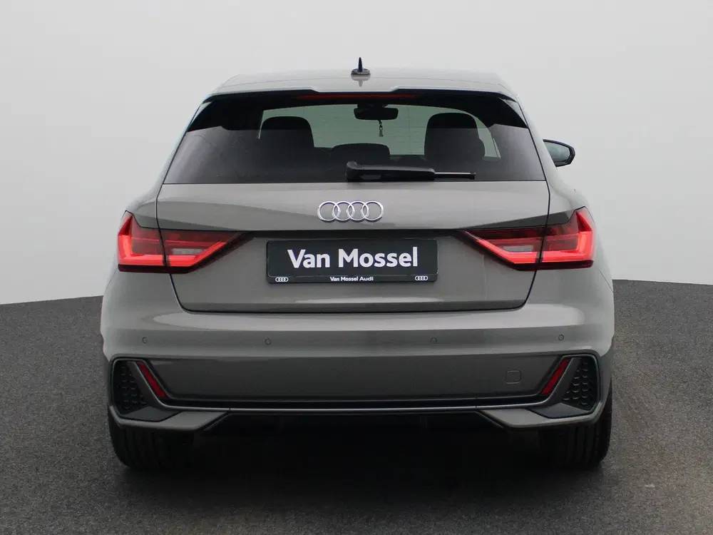 Audi A1 35 TFSI S edition l Adaptive cruise contro uit 2025, foto 5
