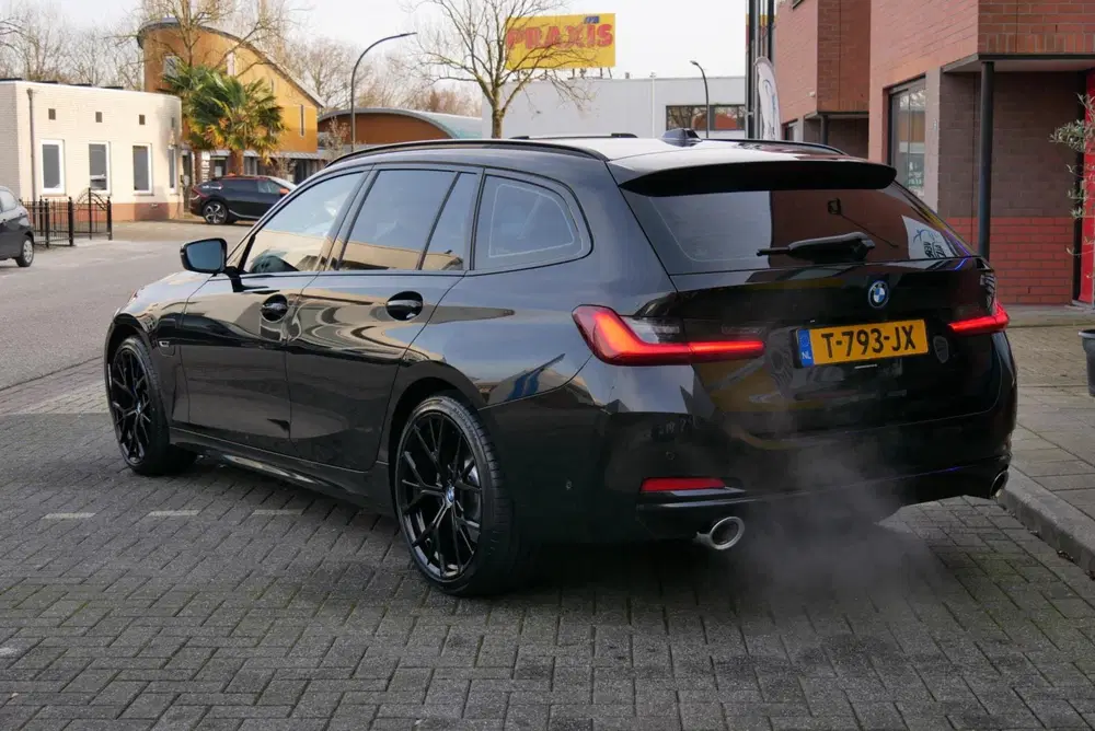 BMW 3-serie 320e.station.sport.leer.facelift.leerorg uit 2023, foto 6