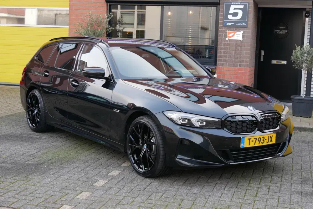 BMW 3-serie 320e.station.sport.leer.facelift.leerorg uit 2023, foto 9