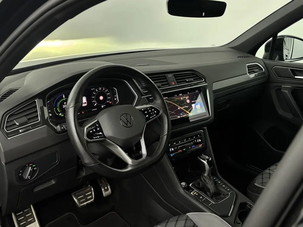 Volkswagen Tiguan 1.4 TSI 245pk DSG eHybrid R-Line Business+ uit 2022, foto 15