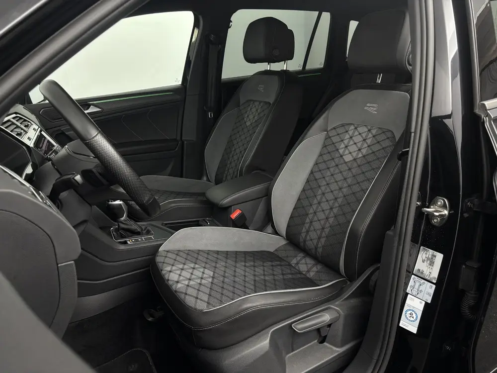 Volkswagen Tiguan 1.4 TSI 245pk DSG eHybrid R-Line Business+ uit 2022, foto 7