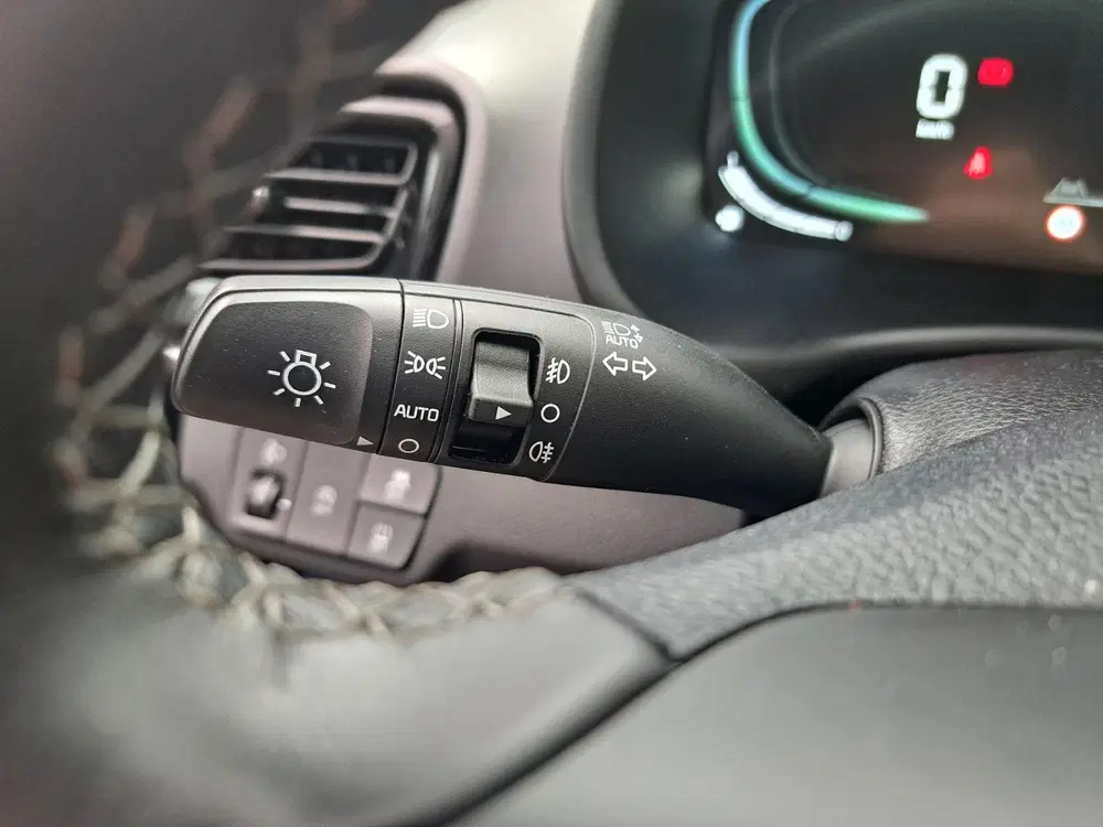 Kia Stonic 1.0 T-GDi MHEV DynamicLine uit 2024, foto 14