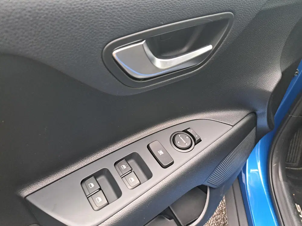 Kia Stonic 1.0 T-GDi MHEV DynamicLine uit 2024, foto 20