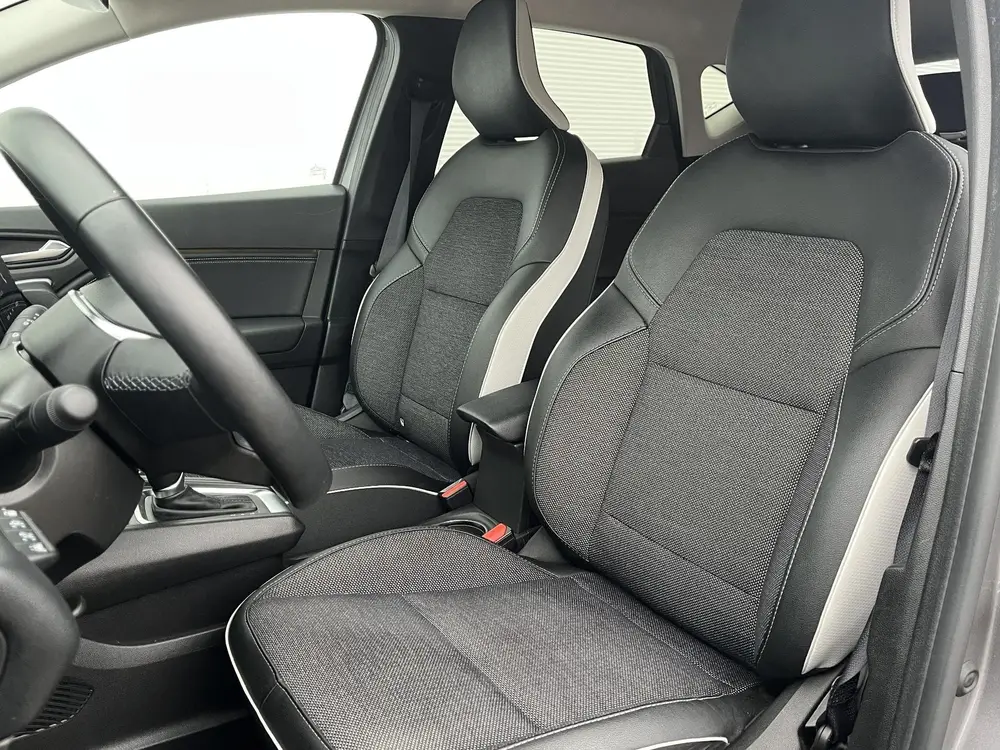 Mitsubishi ASX 1.6 PHEV AT First Edition uit 2024, foto 6