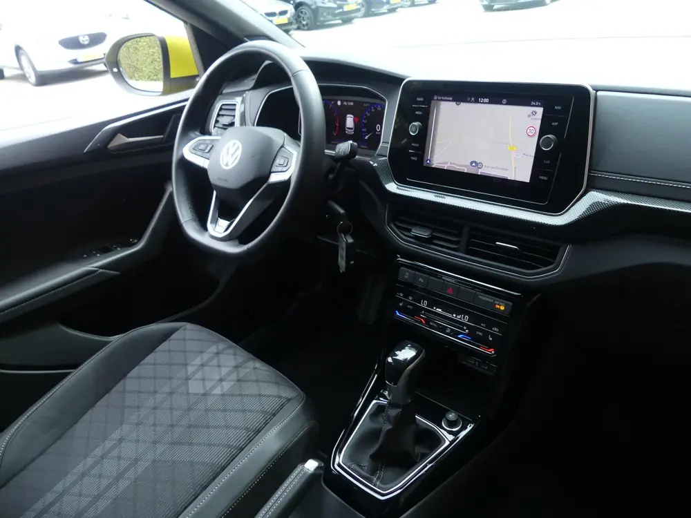 Volkswagen T-Cross 1.0 TSI R-Line Edition / Trekhaak uit 2024, foto 2