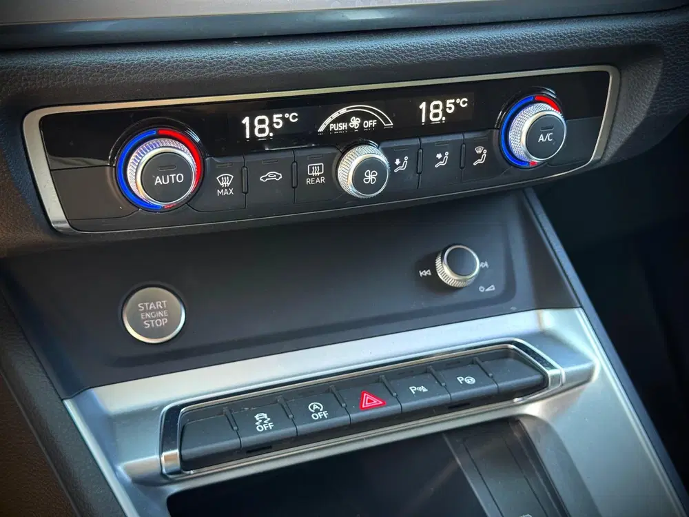 Audi Q3 40 TFSI quattro uit 2019, foto 15