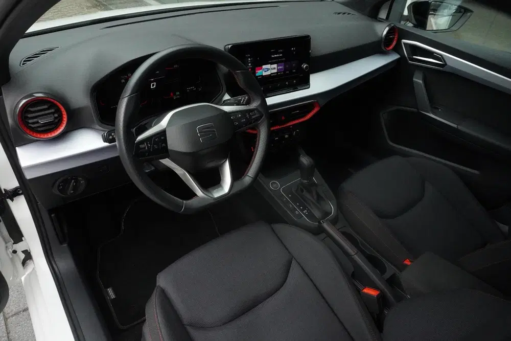 SEAT Ibiza 1.0 EcoTSI FR Business Connect uit 2024, foto 11