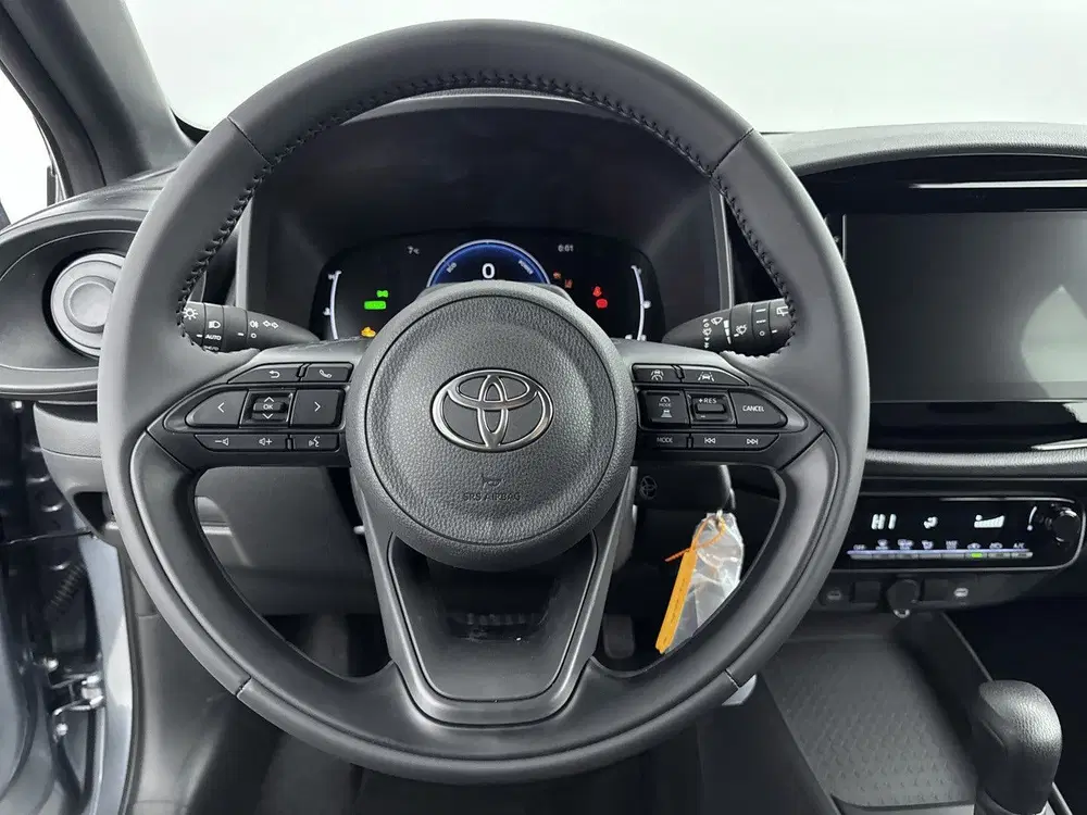 Toyota Aygo X Hybrid 115 play Celestite Grey metallic *P uit 2026, foto 15