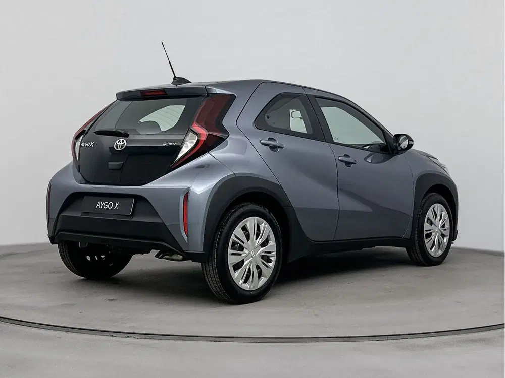 Toyota Aygo X Hybrid 115 play Celestite Grey metallic *P uit 2026, foto 2