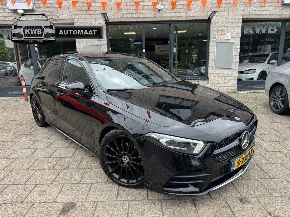 Mercedes-Benz A-Klasse 200d Panoramadak Amg Pakket Matrix Le uit 2019