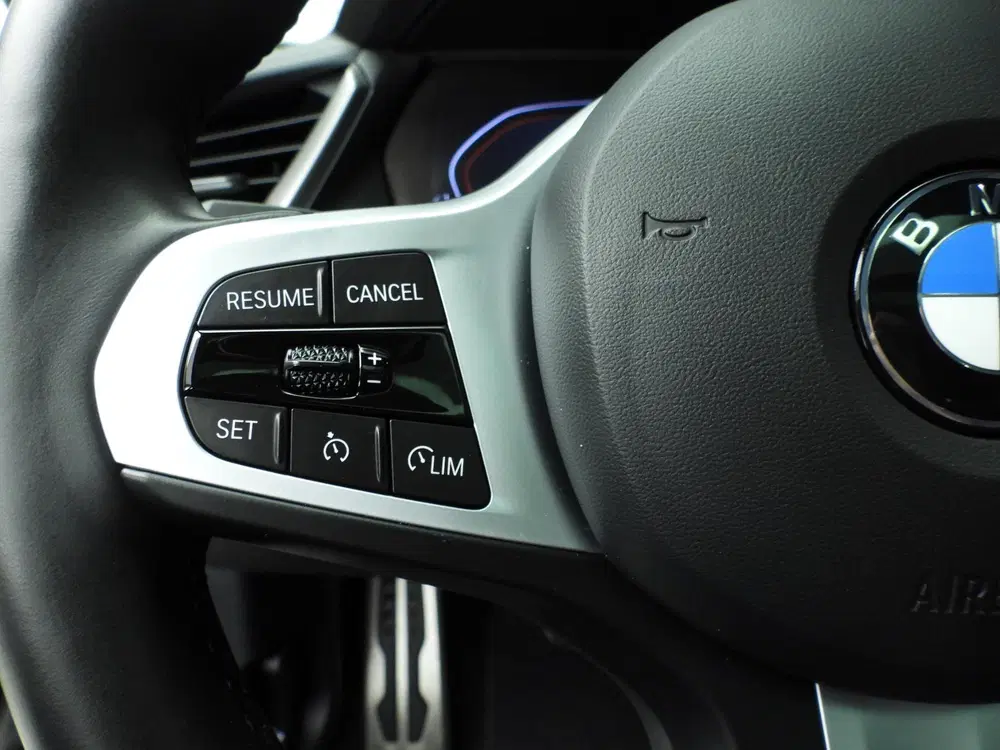 BMW 1-serie 5-deurs 118i uit 2025, foto 12