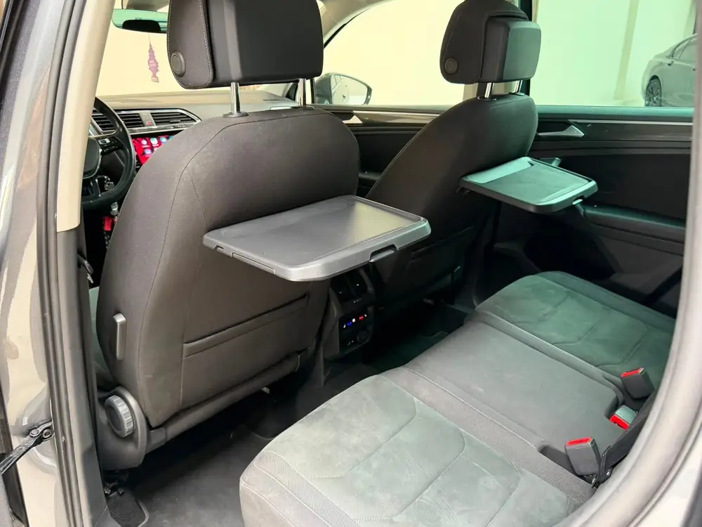 Volkswagen Tiguan 1.5 TSI ACT Highline Business R 360 Camera uit 2020, foto 20