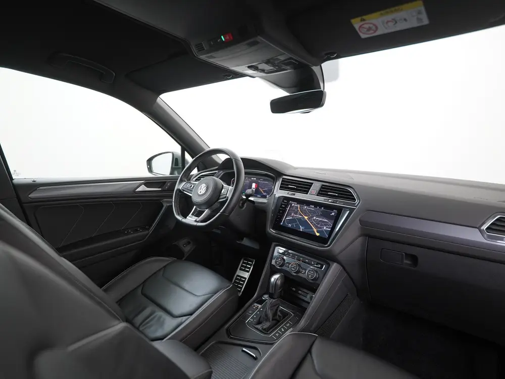 Volkswagen Tiguan Allspace 1.5 TSI R-Line DSG | Leder | Area uit 2021, foto 2