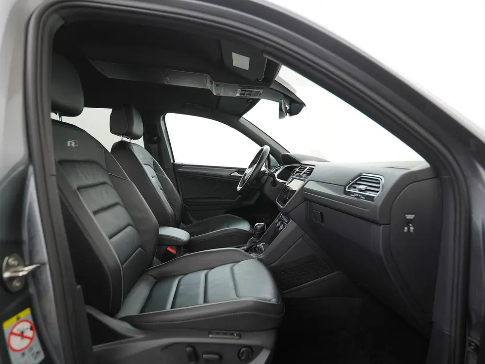 Volkswagen Tiguan Allspace 1.5 TSI R-Line DSG | Leder | Area uit 2021, foto 3