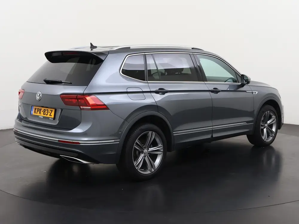 Volkswagen Tiguan Allspace 1.5 TSI R-Line DSG | Leder | Area uit 2021, foto 4