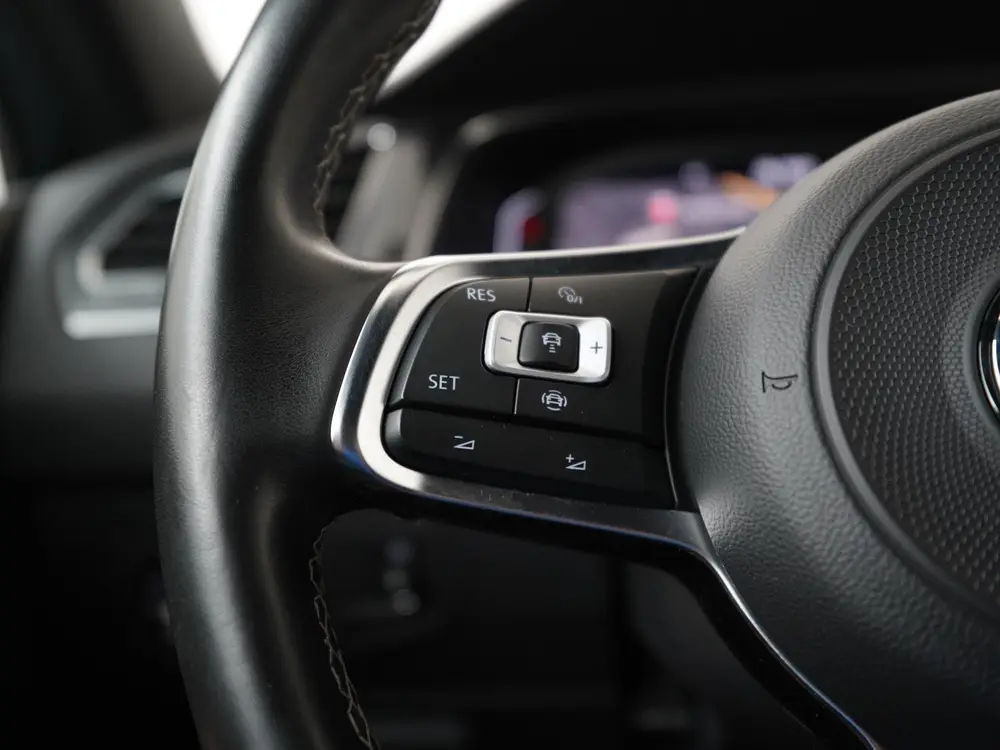 Volkswagen Tiguan Allspace 1.5 TSI R-Line DSG | Leder | Area uit 2021, foto 7