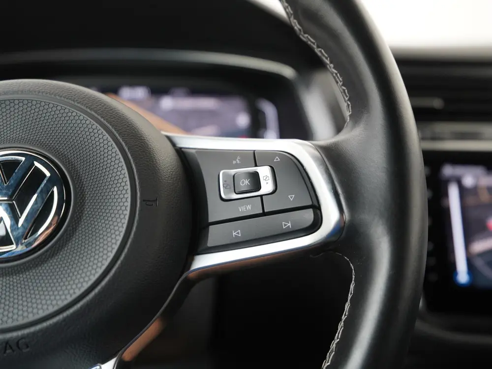 Volkswagen Tiguan Allspace 1.5 TSI R-Line DSG | Leder | Area uit 2021, foto 9