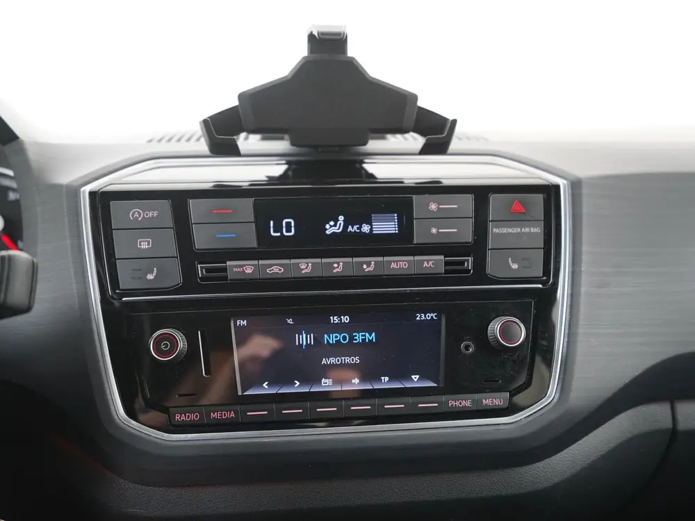 Volkswagen Up! 1.0 BMT Cross up! | Stoelverwarming | Lichtme uit 2019, foto 11