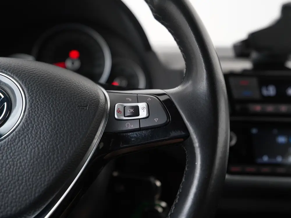 Volkswagen Up! 1.0 BMT Cross up! | Stoelverwarming | Lichtme uit 2019, foto 9