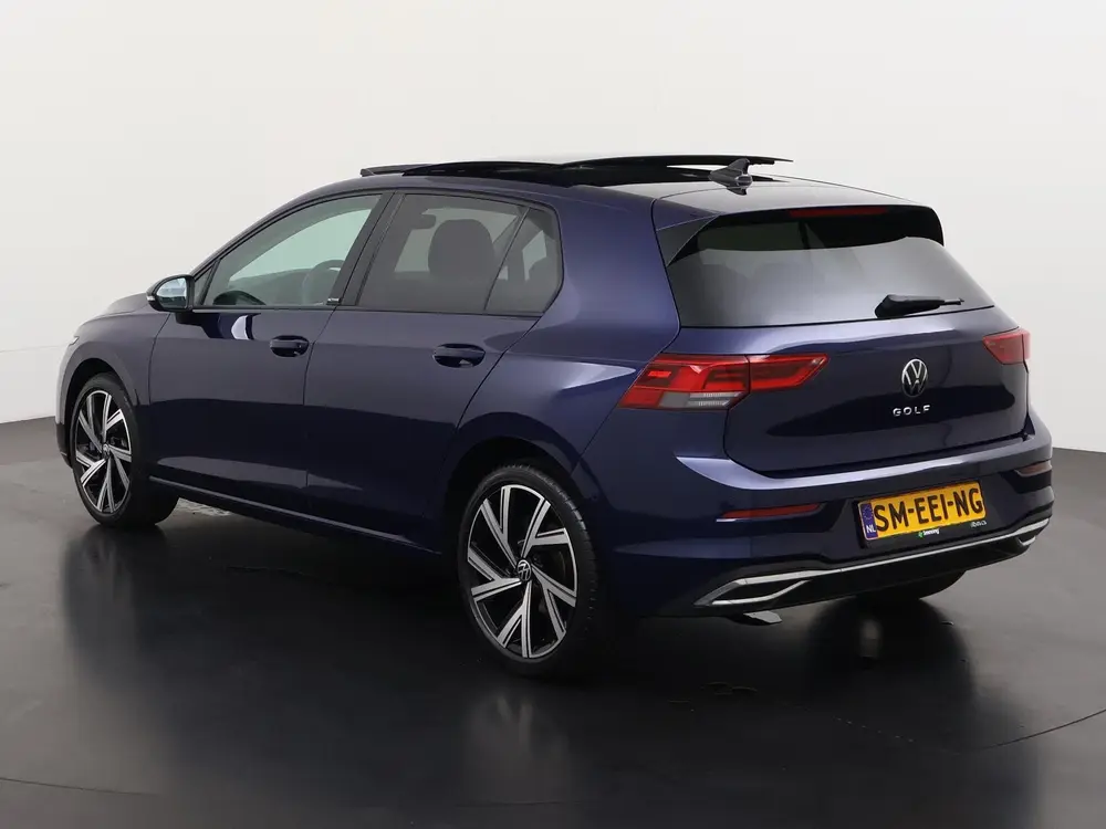 Volkswagen Golf 1.5 TSI Active | Schuifdak | Camera | Zondag uit 2023, foto 6