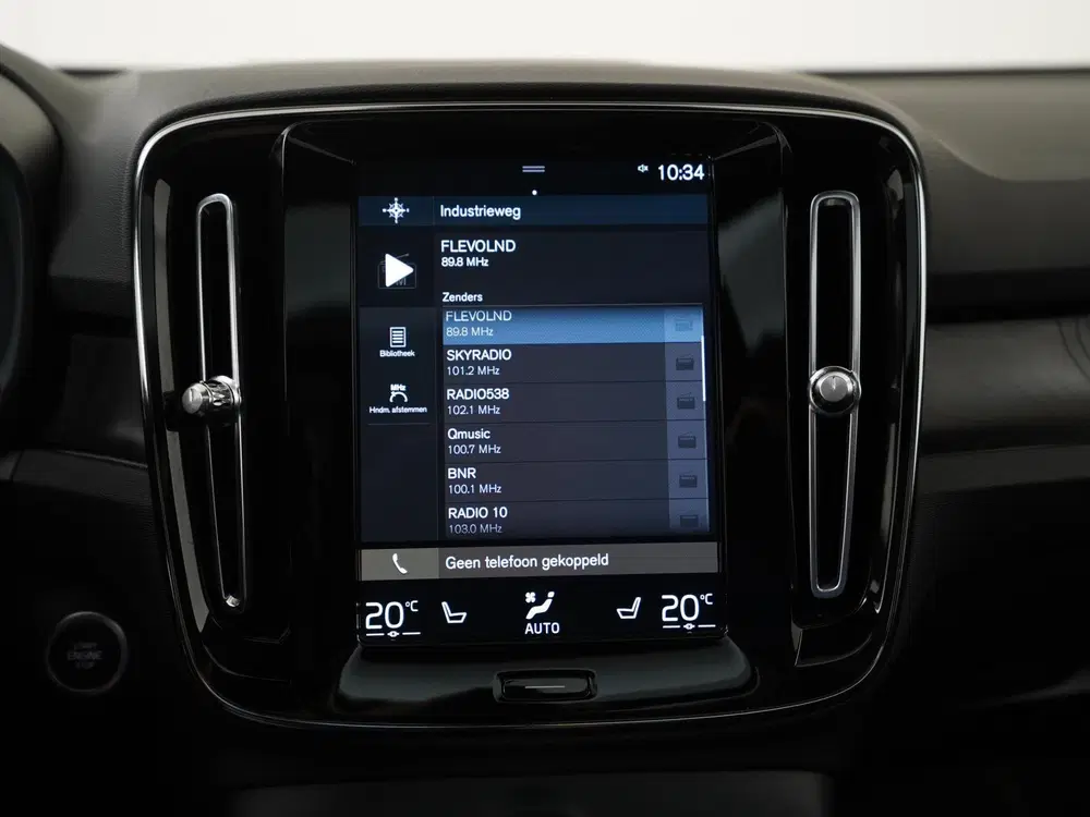 Volvo XC40 1.5 T4 Plug-in hybrid Ultimate Bright uit 2023, foto 14