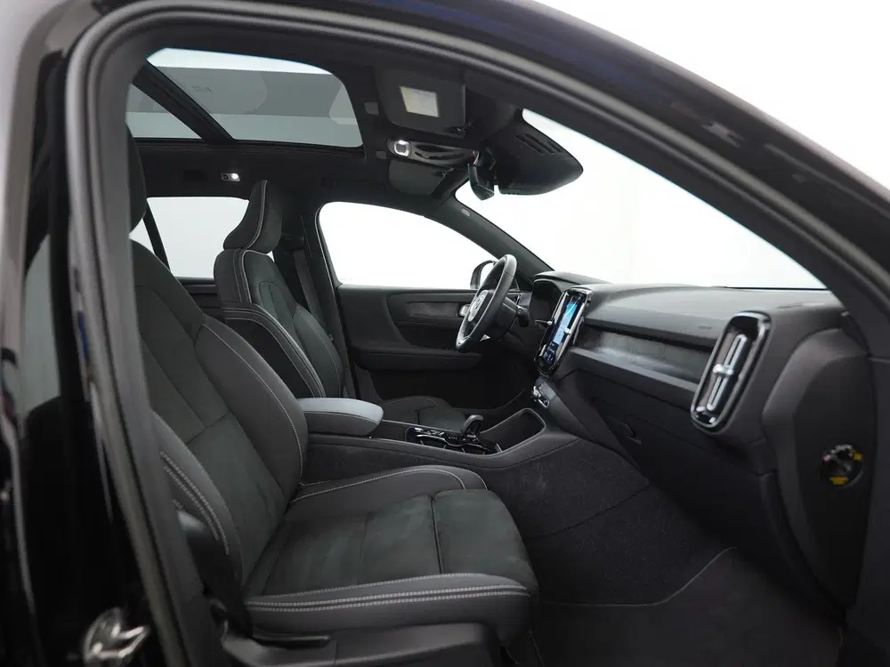Volvo XC40 1.5 T4 Plug-in hybrid Ultimate Bright uit 2023, foto 3