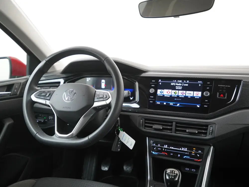Volkswagen Polo 1.0 MPI Life | App Connect | Stoelverwarming uit 2023, foto 5