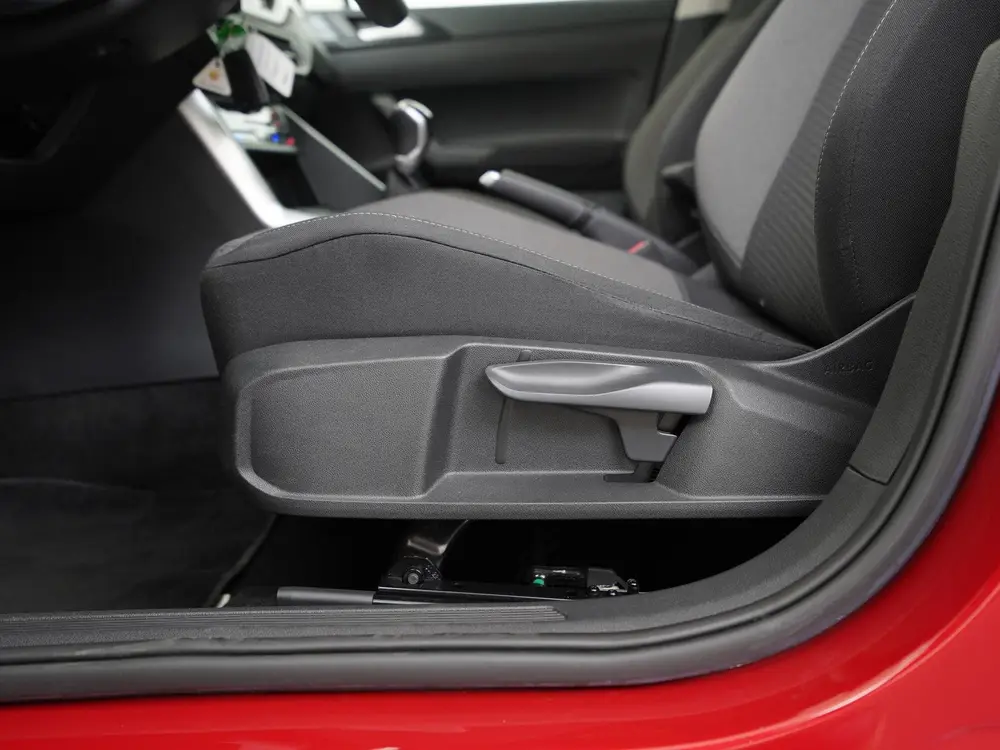 Volkswagen Polo 1.0 MPI Life | App Connect | Stoelverwarming uit 2023, foto 7
