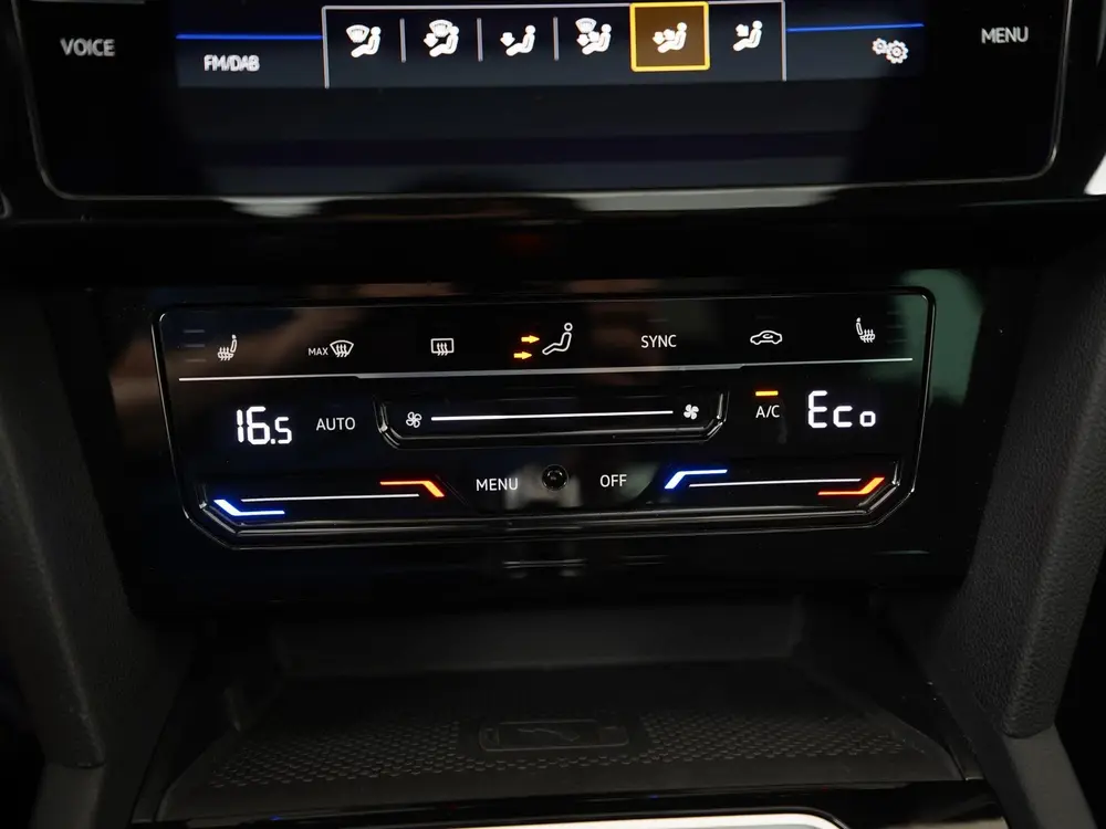 Volkswagen Passat Variant 1.4 TSI PHEV GTE | Panoramadak | A uit 2022, foto 12