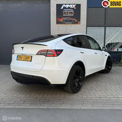 Tesla Model Y LR AWD MMXPACK + TREKHAAK uit 2023
