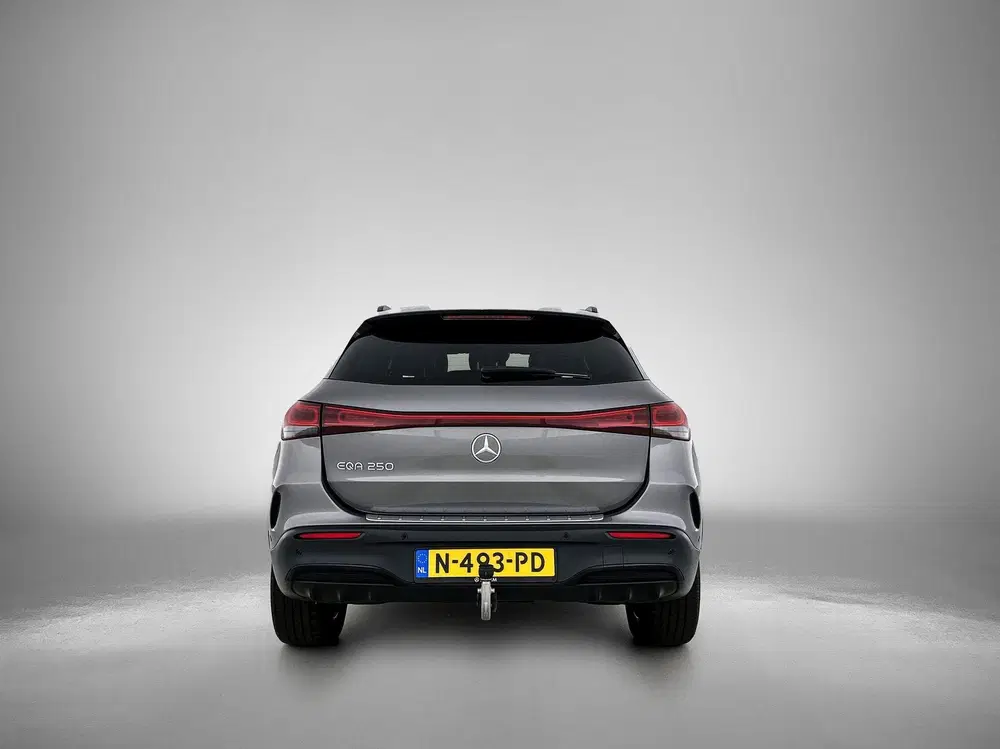 Mercedes-Benz EQA 250 Business Solution AMG 67 kWh uit 2021, foto 3