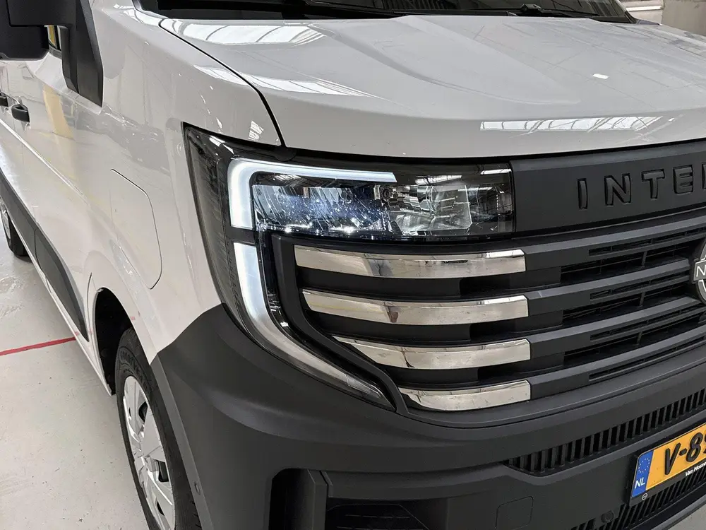 Nissan Interstar L2H2 Limited 87 kWh Lat om Lat uit 2025, foto 10