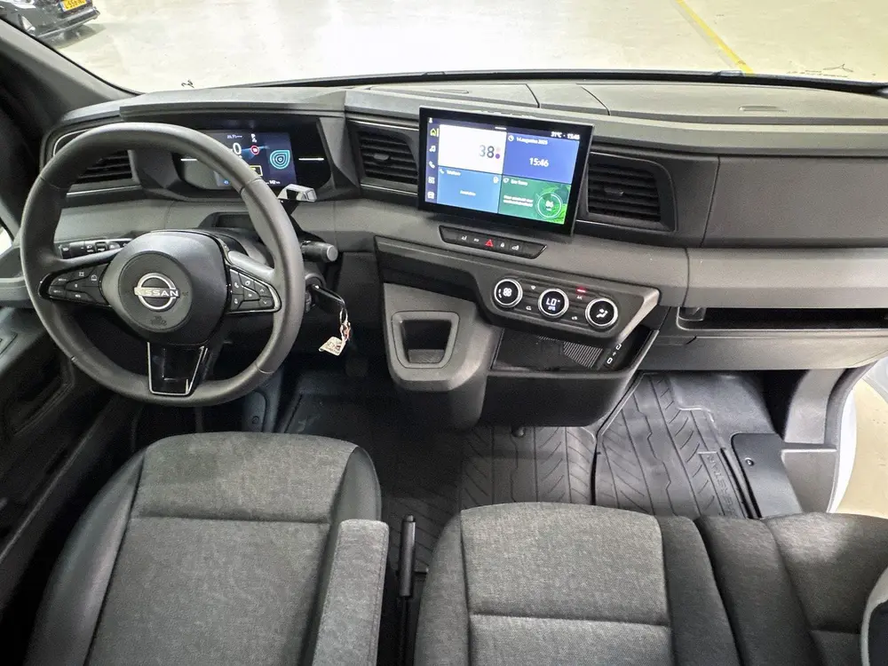 Nissan Interstar L2H2 Limited 87 kWh Lat om Lat uit 2025, foto 6