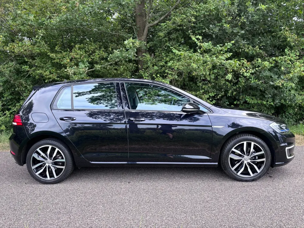 VOLKSWAGEN GOLF e-Golf 2019 5-drs 110.000KM 100KW (bj 2019) uit 2019, foto 2