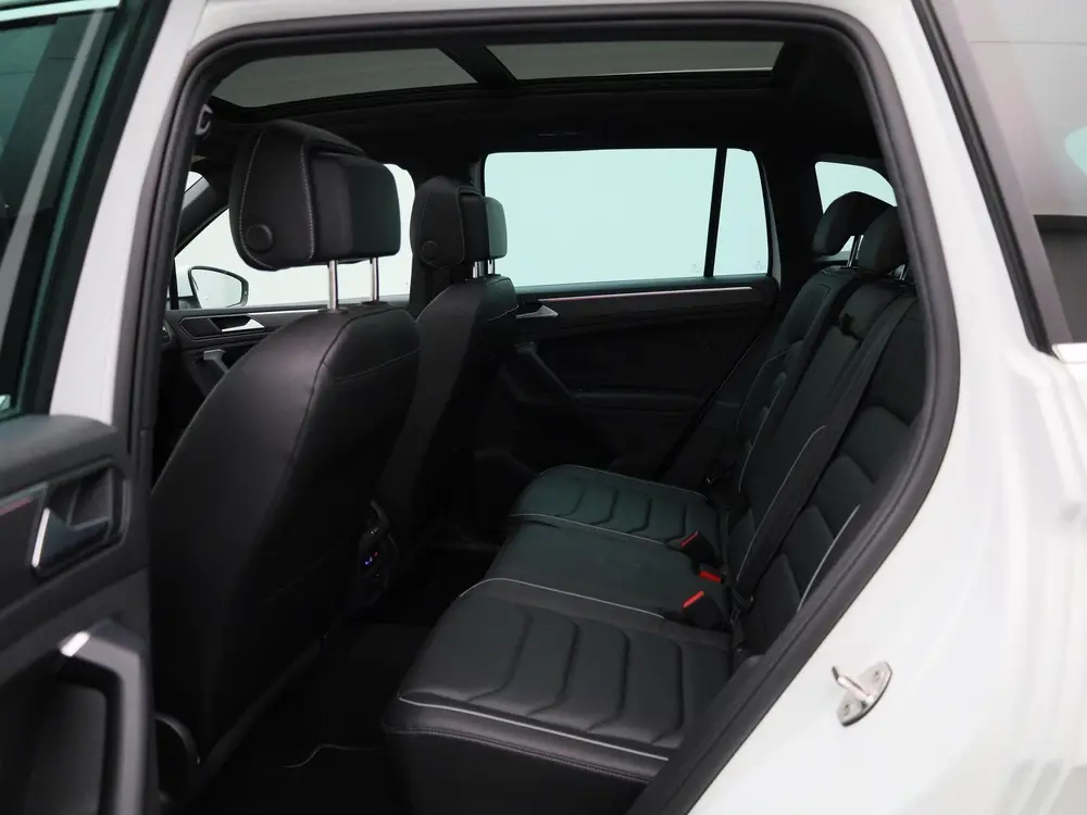 Volkswagen Tiguan 1.4 TSI eHybrid R-Line Business+ 245 PK| S uit 2022, foto 10