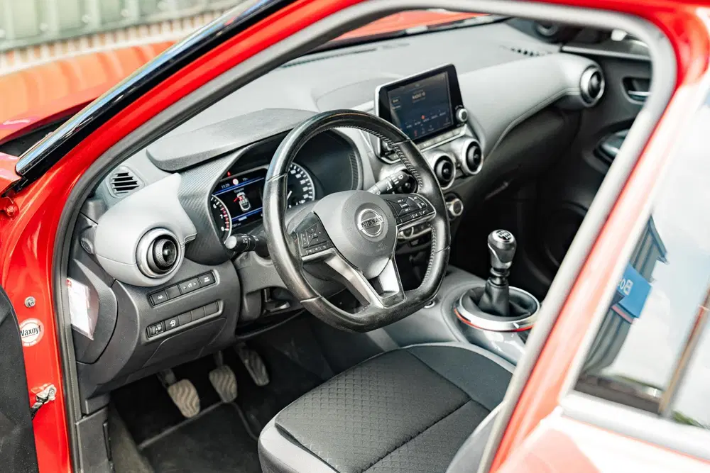 Nissan Juke 1.0 DIG-T N-Connecta uit 2020, foto 10