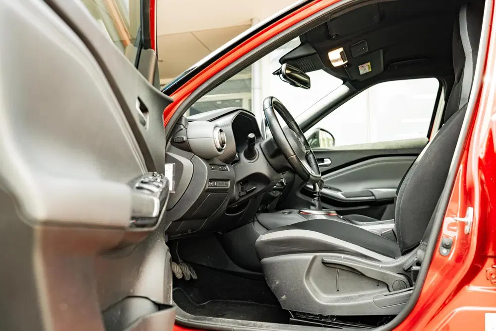 Nissan Juke 1.0 DIG-T N-Connecta uit 2020, foto 11