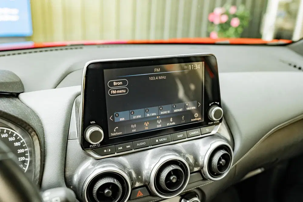 Nissan Juke 1.0 DIG-T N-Connecta uit 2020, foto 20