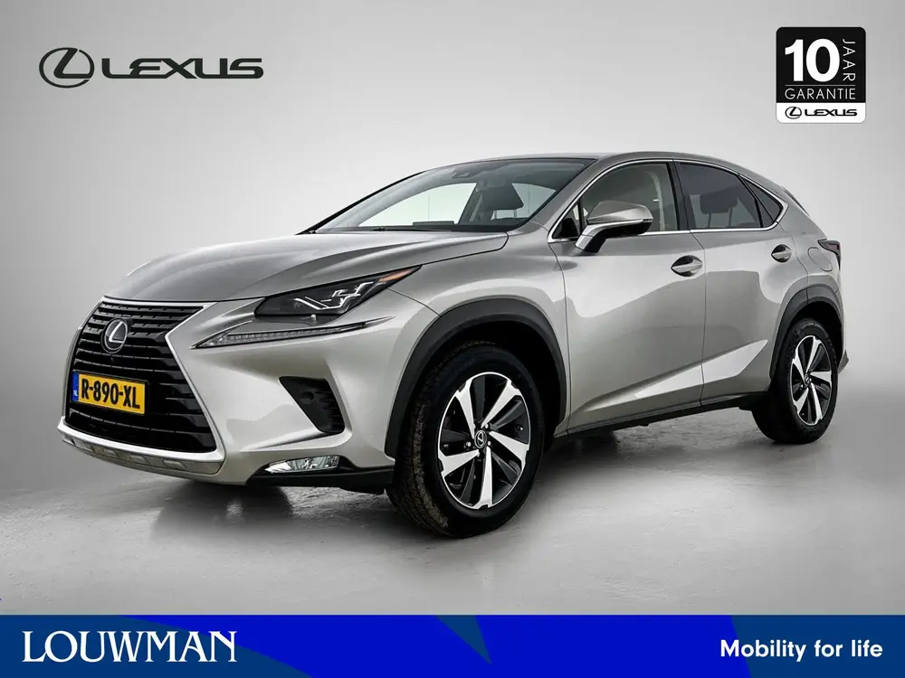 Lexus NX 300h AWD Executive Line | President Pack | Mark Lev uit 2021