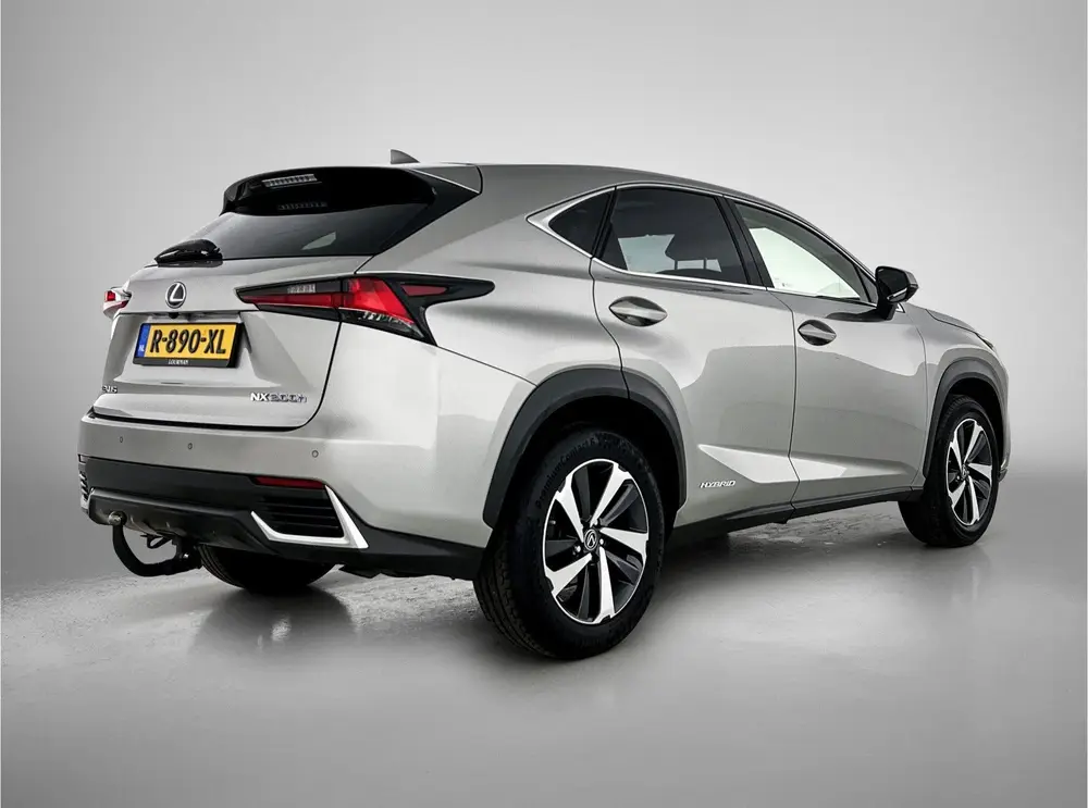 Lexus NX 300h AWD Executive Line | President Pack | Mark Lev uit 2021, foto 2