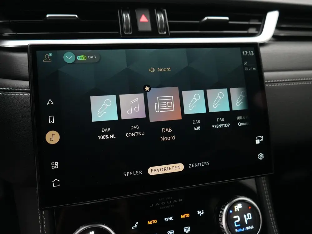 Jaguar F-Pace 2.0 P400e PHEV R-Dynamic Black uit 2023, foto 19