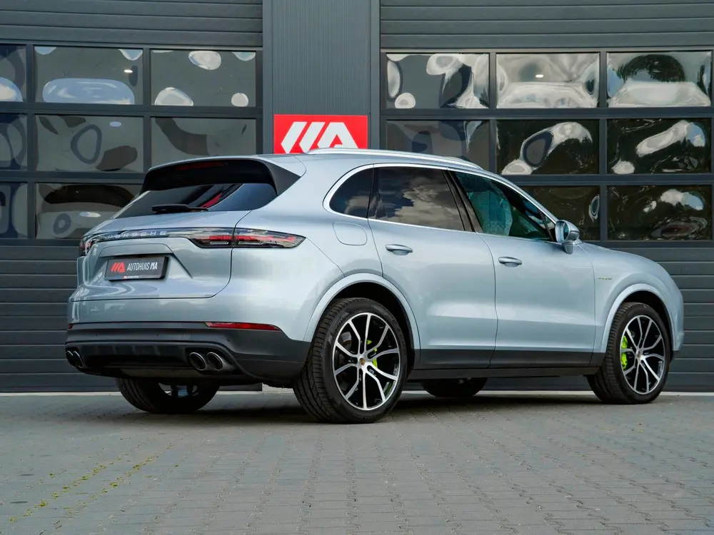 Porsche Cayenne 3.0 E-Hybrid Sport-Chrono uit 2020, foto 3