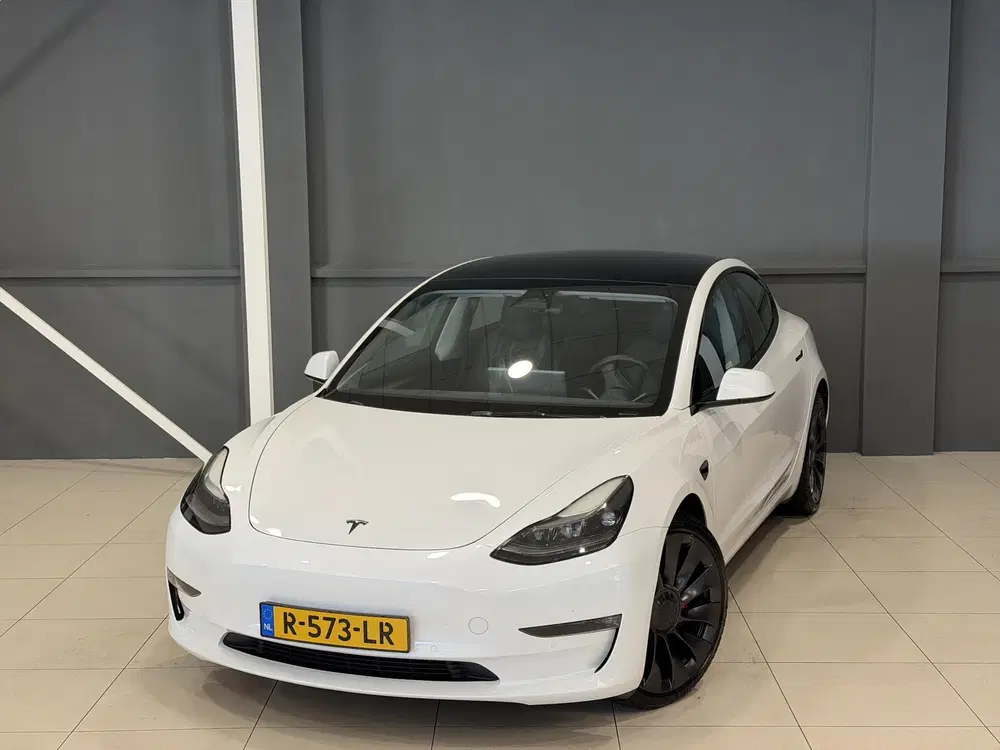 Tesla Model 3 Performance AWD 75 kWh uit 2022, foto 7