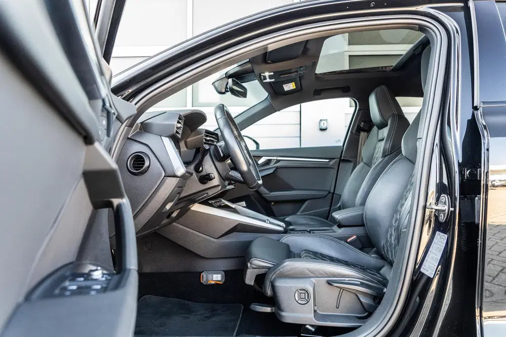 Audi S3 2.0 TFSI 310pk quattro uit 2020, foto 20