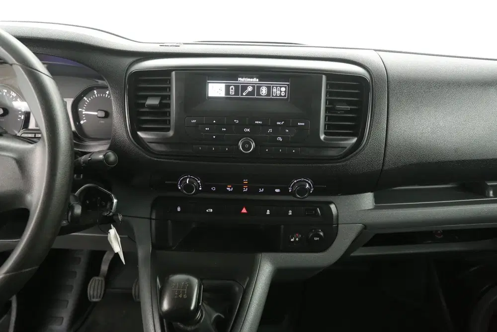 Peugeot Expert BlueHDI L3H1 uit 2020, foto 11