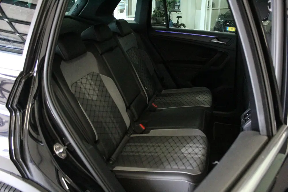 Volkswagen Tiguan 1.4 TSI eHybrid R-Line Business+ | BJ:2022 uit 2022, foto 17